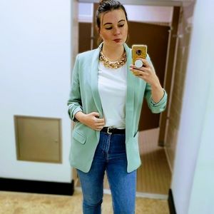 Meet The Posher-Shauntana 👠